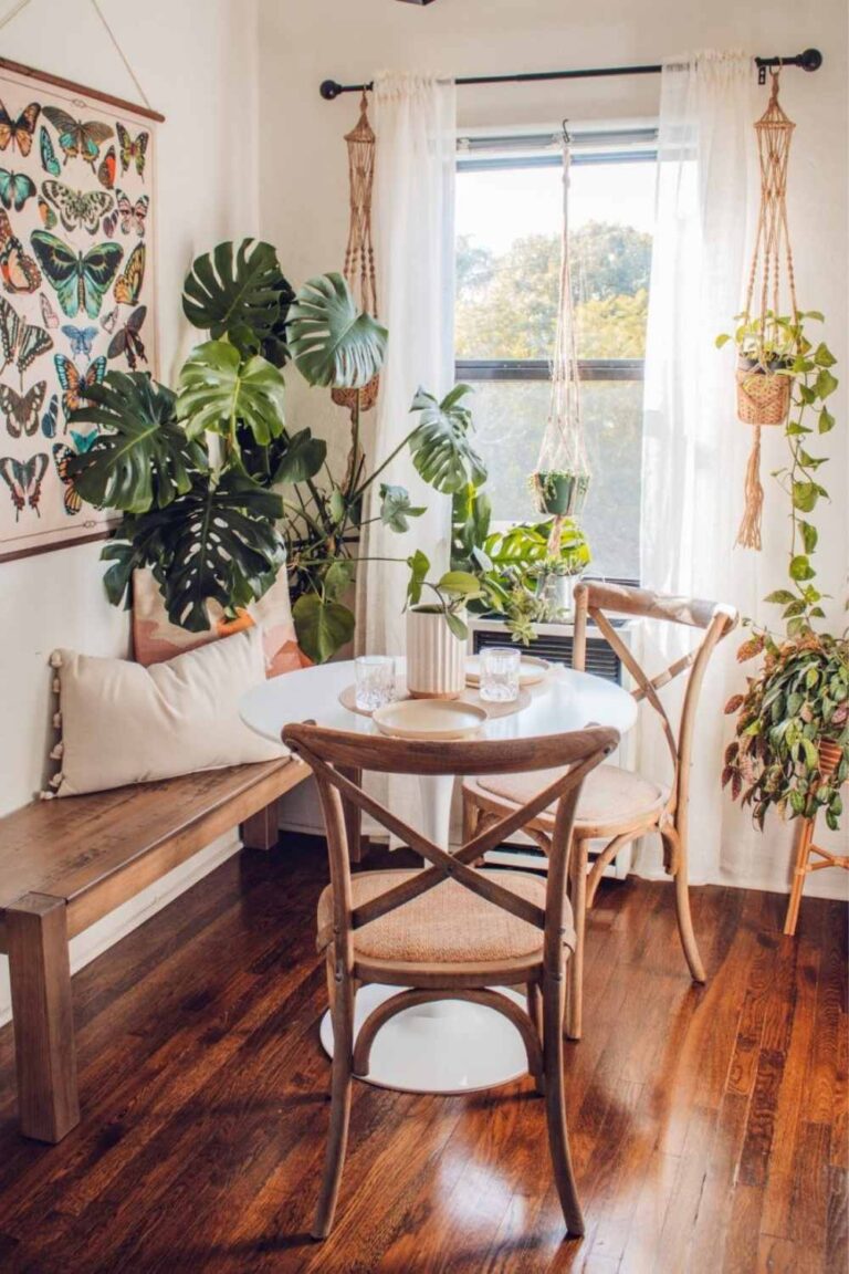Transform Your Rustic Decor with 10 Colorful Accent Ideas