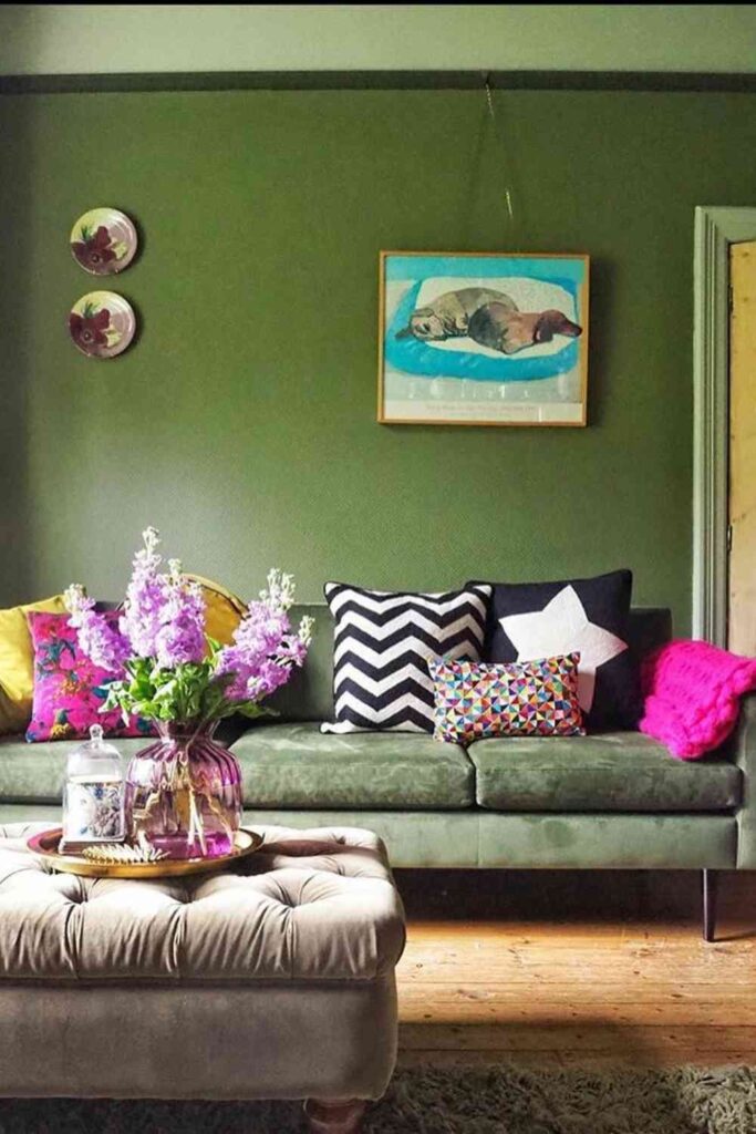 Get Moody with Earth Tone Walls