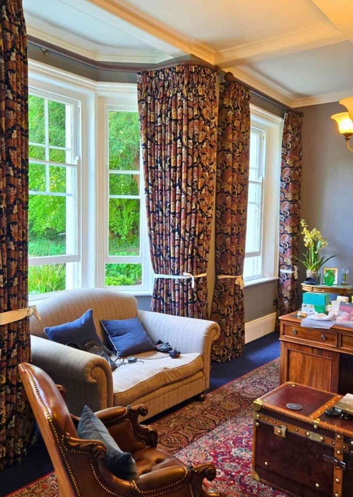 10. The Grand Gesture: Statement Antiques